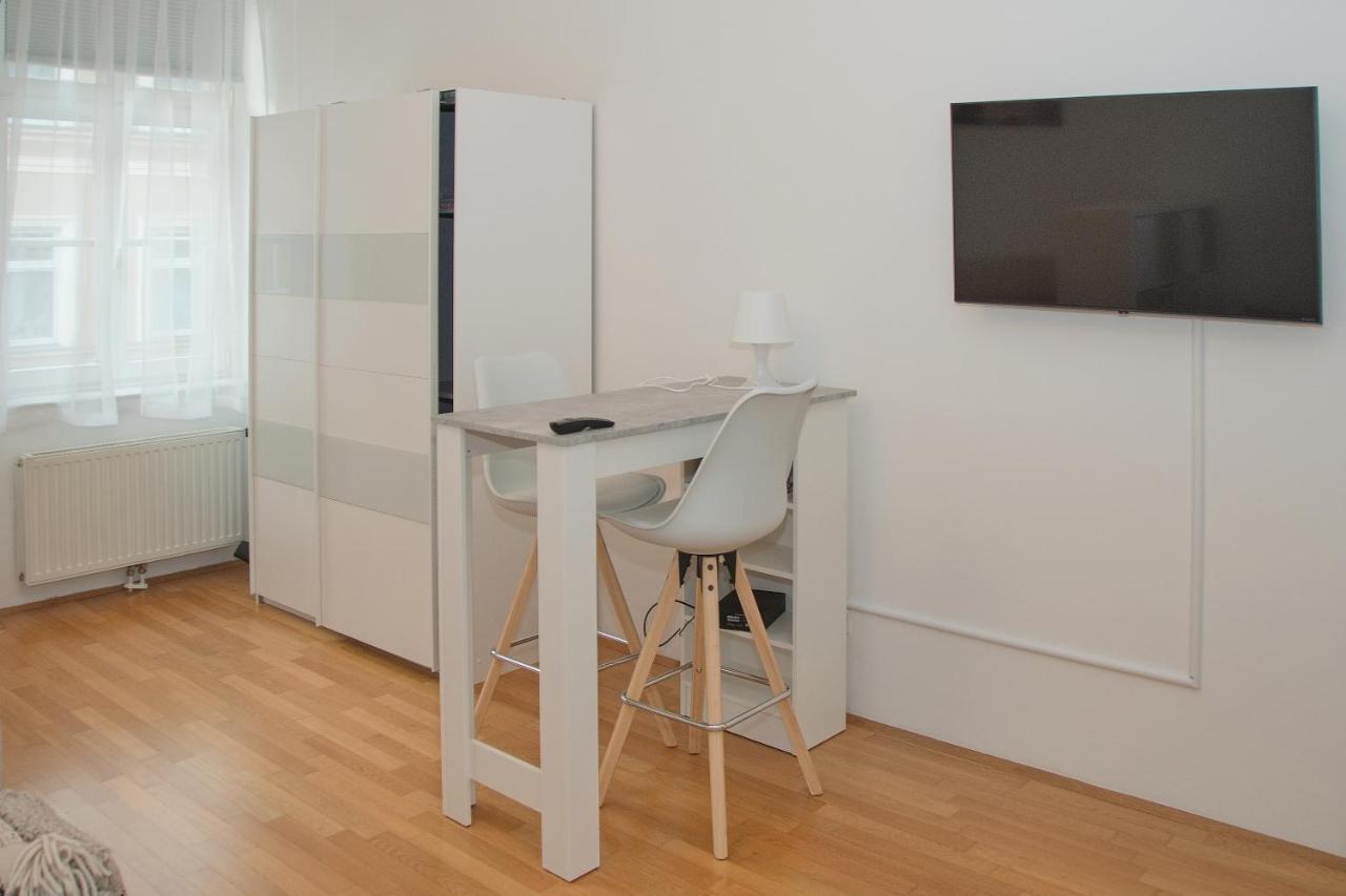 White Lotus Apartment Viyana Dış mekan fotoğraf